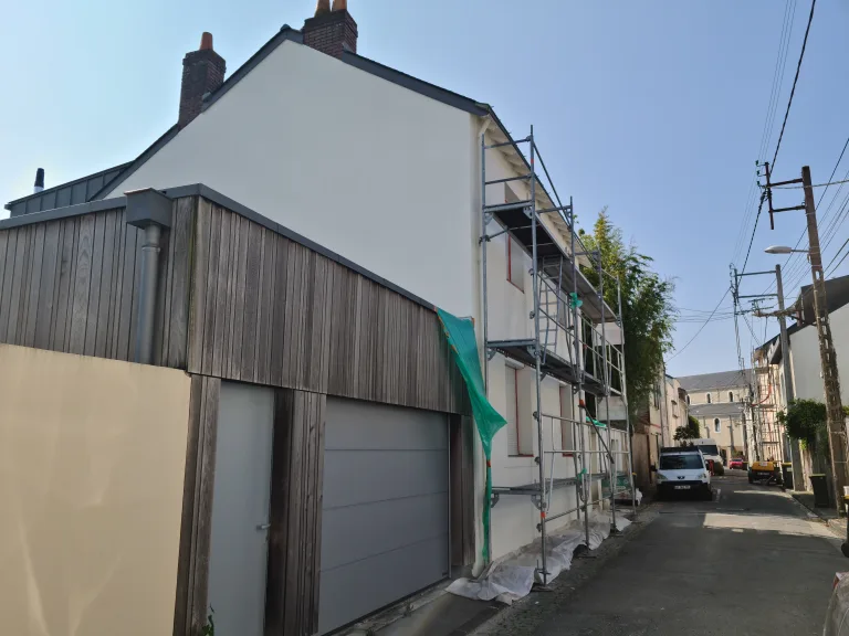 Ravalement d’une maison des années 50 au cœur de Nantes